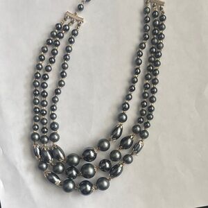 Elegant Vintage gray faux Pearl  3 strand Necklace classic Vintage 1950’s